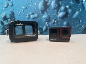 Unterwasser Gehäuse + Insta360 Ace Pro + Schutzfilm